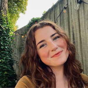 Meet your Posher, Laura